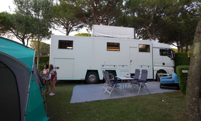 Wohnmobil. Quelle: Youtube Screenshot