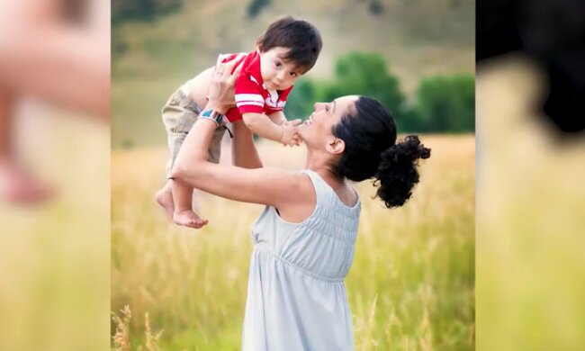 Freude der Mutterschaft. Quelle: Screenshot YouTube