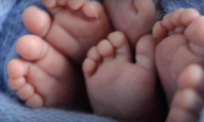 Neugeborene Kinder. Quelle: Screenshot YouTube