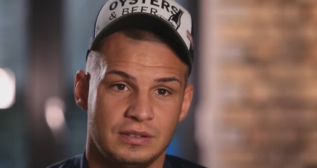 Pietro Lombardi friert wie ein Normalo. Quelle: Youtube Screenshot