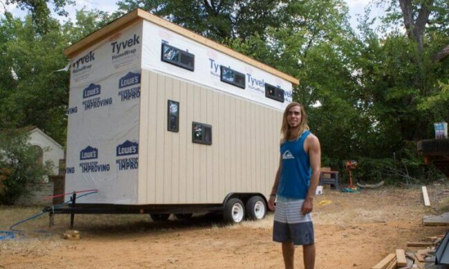 Einfallsreicher Student baute ein Haus, um das Wohnheim nicht zu bezahlen