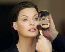 Wie sich das Supermodel der 90er Jahre, Linda Evangelista, verändert hat