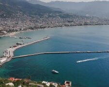 Viele Deutsche können sich 2026 keinen Urlaub leisten: Ursachen und Folgen