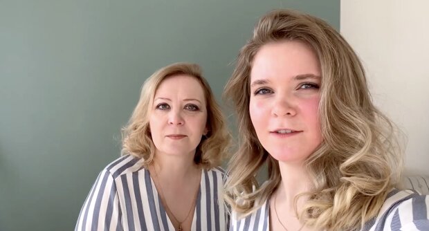 Mutter und Tochter. Quelle: Screenshot  YouTube