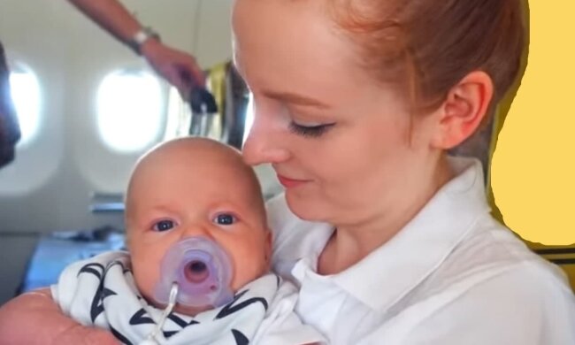 Gutmütige Geste der Reisenden. Quelle: Screenshot YouTube