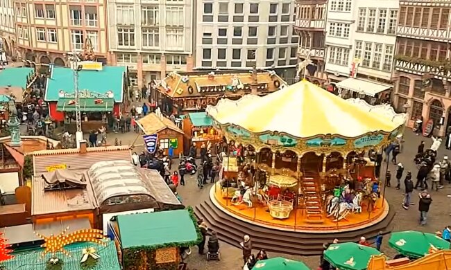 Weihnachtsmarkt. Quelle: YouTube Screenshot