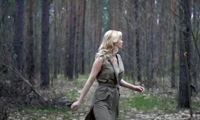 Verlorene Frau. Quelle: Screenshot YouTube