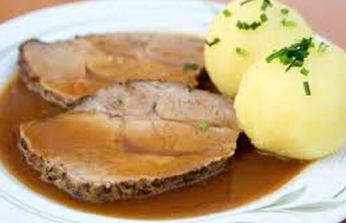 Schweinebraten: ein Rezept der Bayerischen Spezialität