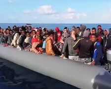 Boot mit Migranten vor Libyen gesunken: Rettungsaktionen laufen