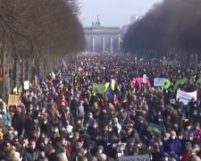 Demonstration in Berlin zur Unterstützung der Ukraine. Quelle: Youtube Screenshot