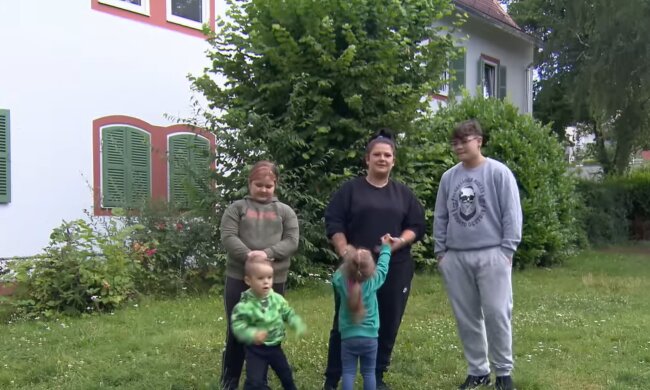 Die Familie Tamburello. Quelle: Youtube Screenshot