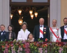 Die norwegische Königsfamilie hat Familienfotos veröffentlicht
