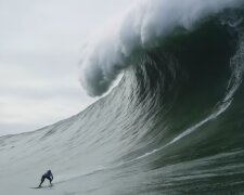 Wie ist die Surferin ins Guinness-Buch der Rekorde gekommen und hat ihren eigenen Rekord gebrochen