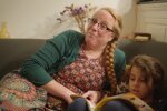 Anouk, 40, alleinverdienend und müde. Quelle: Youtube Screenshot