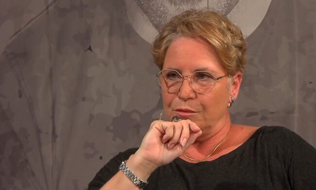 Katerina Jacob stört sich an der brav gewordenen Jugend. Quelle: Youtube Screenshot