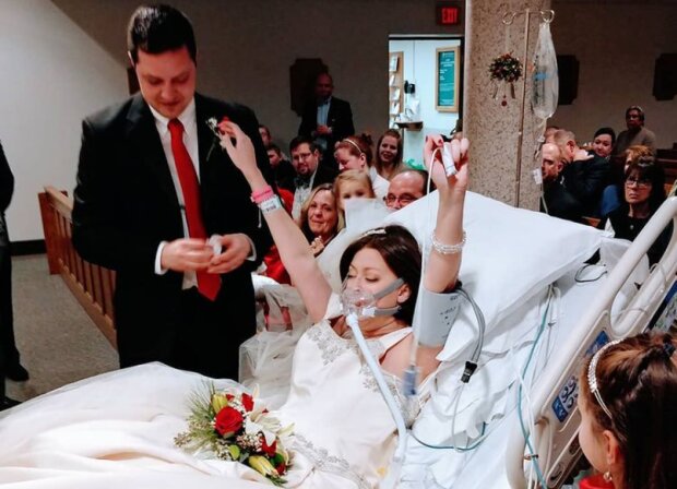 "Die Ärzte waren überrascht, wie lange sie noch lebte": die Frau heiratete im Krankenhaus und lebte weitere 18 Stunden