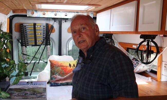 Brian. Quelle: YouTube Screenshot