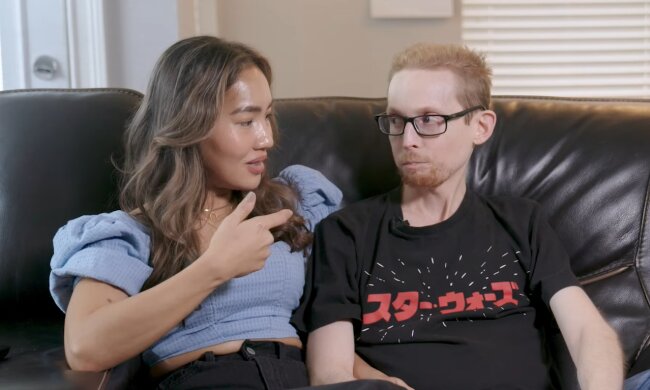 Das unkonventionelle Frühstücksritual. Quelle: Youtube Screenshot