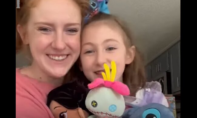 Umgeben von Liebe. Quelle: Screenshot YouTube