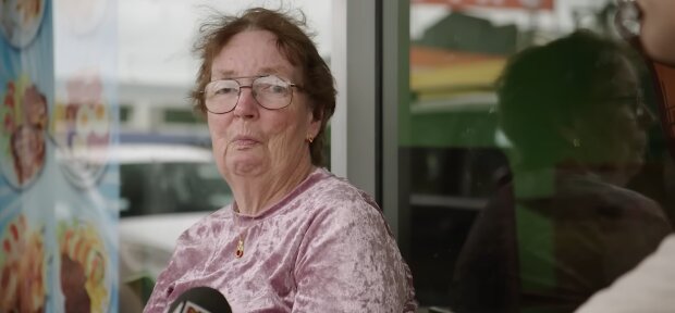 „Nur Rechnungen, kein Luxus – Maries eiserne Finanzregeln“. Quelle: Youtube Screenshot