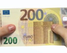 Mehr Geld für Beschäftigte. Quelle: Youtube Screenshot