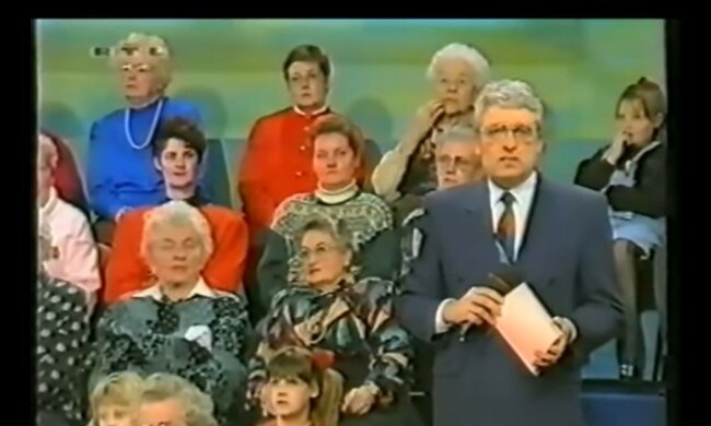 Talkshow. Quelle: Youtube Screenshot