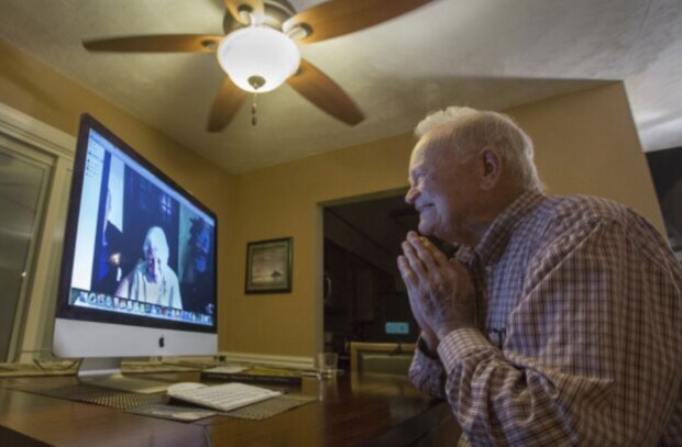 Eine langjährige Liebesgeschichte: Ein Veteran fand seine Geliebte nach 70 Jahren der Trennung