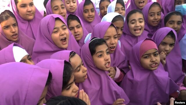 Ende der Kindheit: 10-jährige Mädchen sind im Iran verheiratet, Details