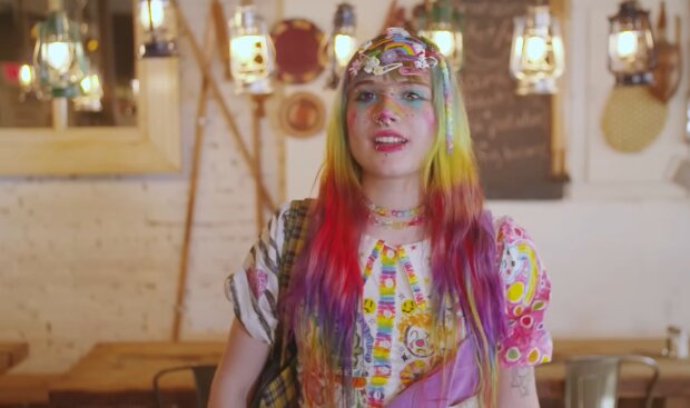 Bunt, frei, provokant. Quelle: Youtube Screenshot