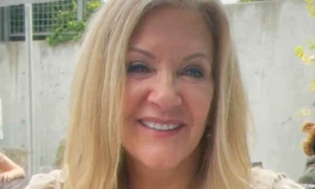 "ch bin 70, aber ich sehe viel jünger aus: meine Anti-Aging-Geheimnisse, einschließlich der Frage, warum ich meine Haut nie "dehne"