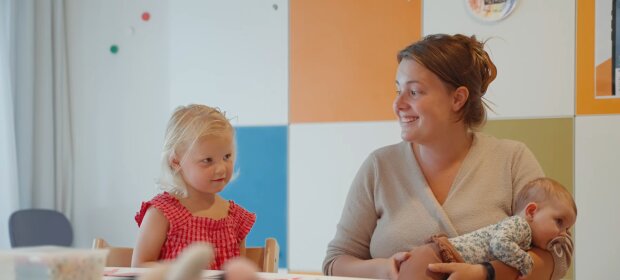 "Ich bin 34, arbeite hart in der Kita". Quelle: Youtube Screenshot