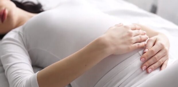 Die Schwangerschaft. Quelle: Screenshot YouTube