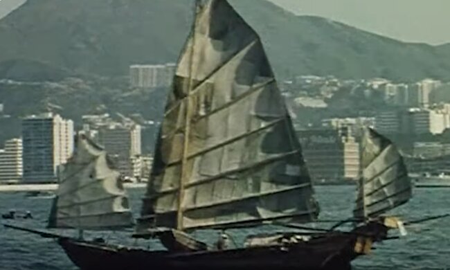 Ein chinesisches Schiff. Quelle: YouTube Screenshot