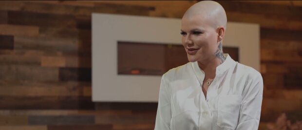 Zwischen Glanz und Krise. Quelle: Youtube Screenshot