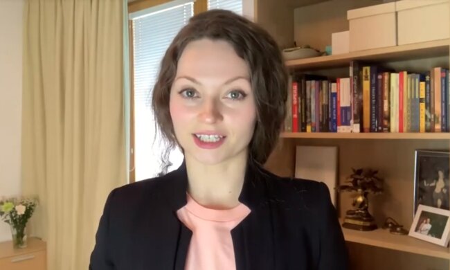 Die Frau. Quelle: Screenshot YouTube