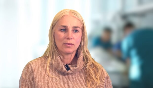 Hart arbeiten, wenig leben. Quelle: Youtube Screenshot