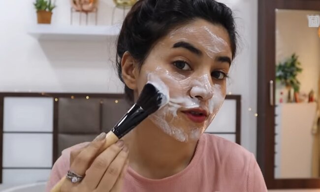 Eine junge Tochter lehnt Hygienenormen hartnäckig ab. Quelle: Screenshot YouTube