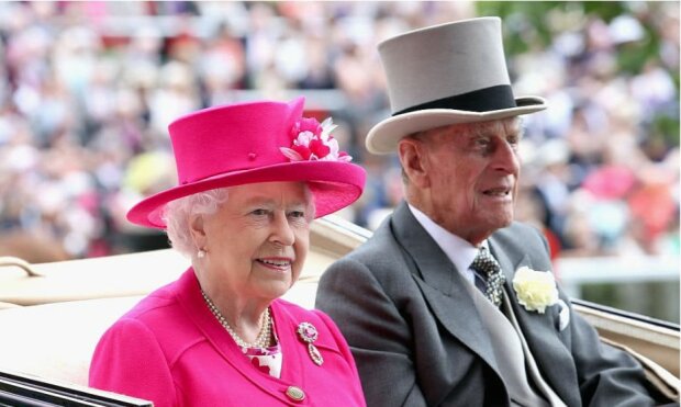 Eine romantische Geschichte über den Ehering von Königin Elizabeth II. Und Prinz Philip