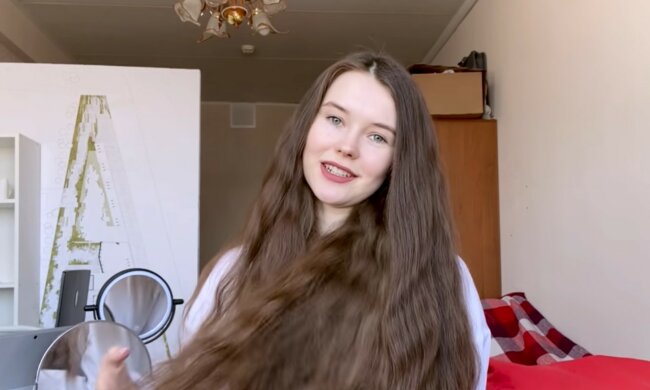 Einfache Schritte für luxuriöse Locken. Quelle: Screenshot YouTube