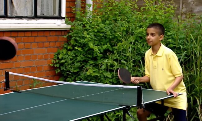 Eine Mutter erzählte, wie sie ihre Kinder erzieht, indem sie ihnen unter anderem beibringt.