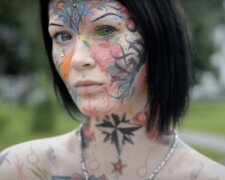 Tatto-Frau. Quelle: Screenshot YouTube