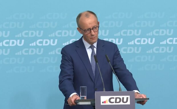 Große Unzufriedenheit mit Kanzler Merz laut aktueller Studie. Quelle: Youtube Screenshot