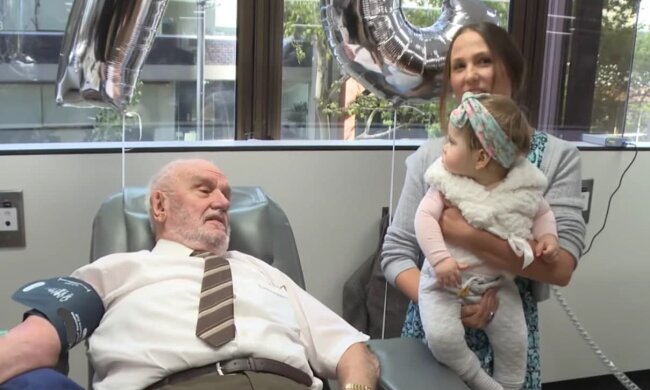 Zwei Millionen Menschenleben sind gerettet: 80-jähriger Mann spendet weiterhin Blut