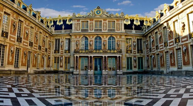 Versailles. Quelle: binoculars-travel