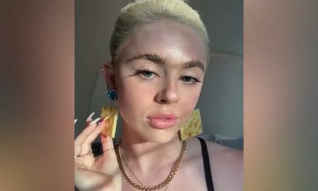 Ungewöhnlich hervorgehobene Augenbrauen. Quelle: Screenshot YouTube