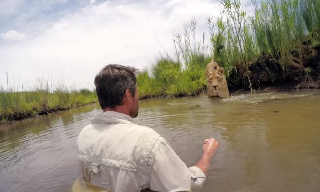 Eche Freunde. Quelle: Screenshot YouTube