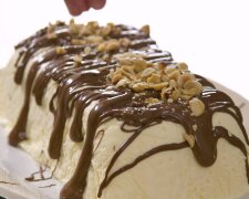 Italienisches Semifreddo Dessert Rezept: köstliche Süßigkeit