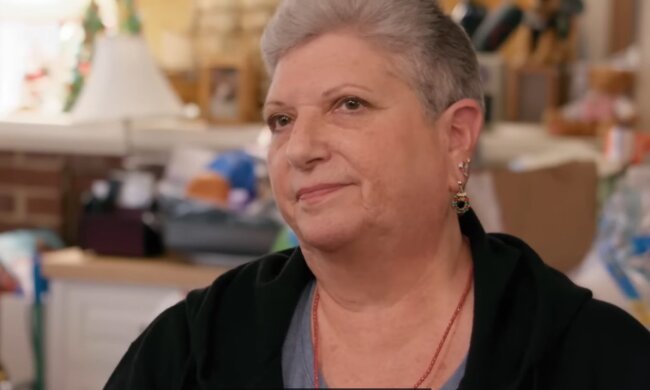Bank verweigert 50-Jährigem Mann Kredit. Quelle: Youtube Screenshot