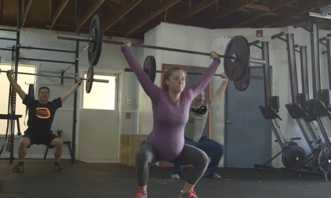 Zielstrebige Sportlerin. Quelle: Screenshot YouTube