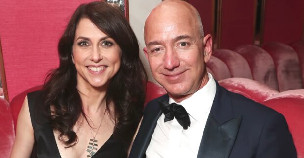 Nach ihrer Scheidung von Bezos spendete Mackenzie Bezos vier Milliarden US-Dollar für wohltätige Zwecke